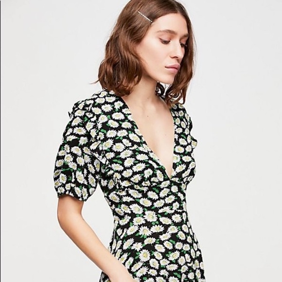 Free People Dresses & Skirts - Free People Floral Mini Dress Sz 6 Daisy Sunflower Plunge Neck